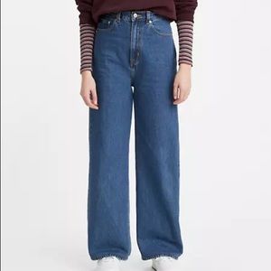Levi’s High Loose Jeans size 25
